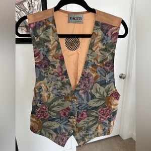 gorgeous vintage 80’s floral vest